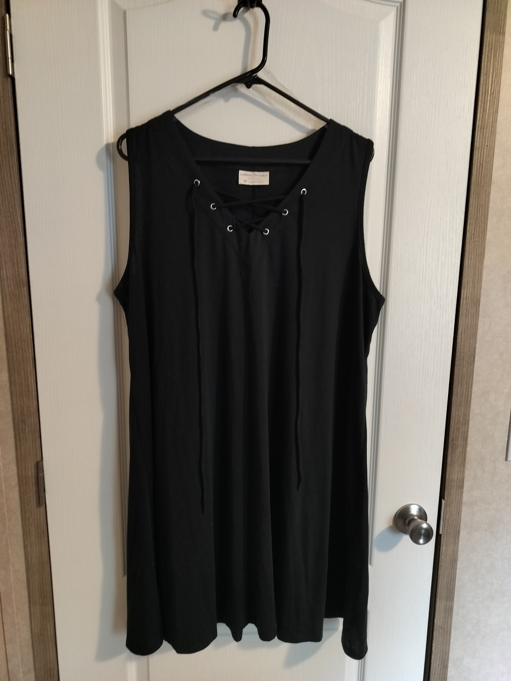 Bobbie Brooks Plus Size Black Lace-Up Sleeveless Dress - Size 2X